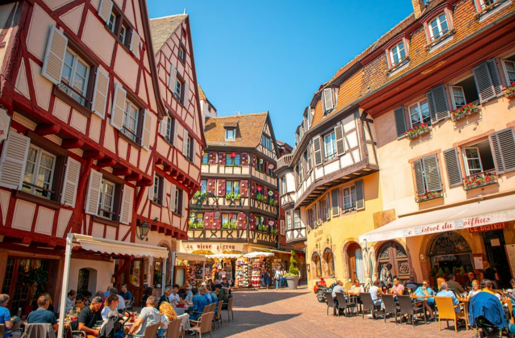 İzmir`den Direkt Uçuş ile 5* Deluxe Amadeus Queen ile Baştan Sona Ren Nehri & Mosel