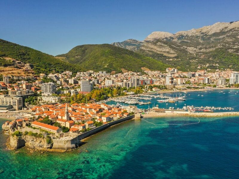 Budva Turu Vizesiz Air Montenegro Hava Yolları ile 4 Gece 5 Gün