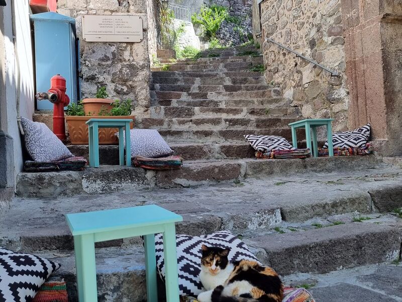 İzmir`den Direkt Ulaşım ile Midilli Adası Turu 2025