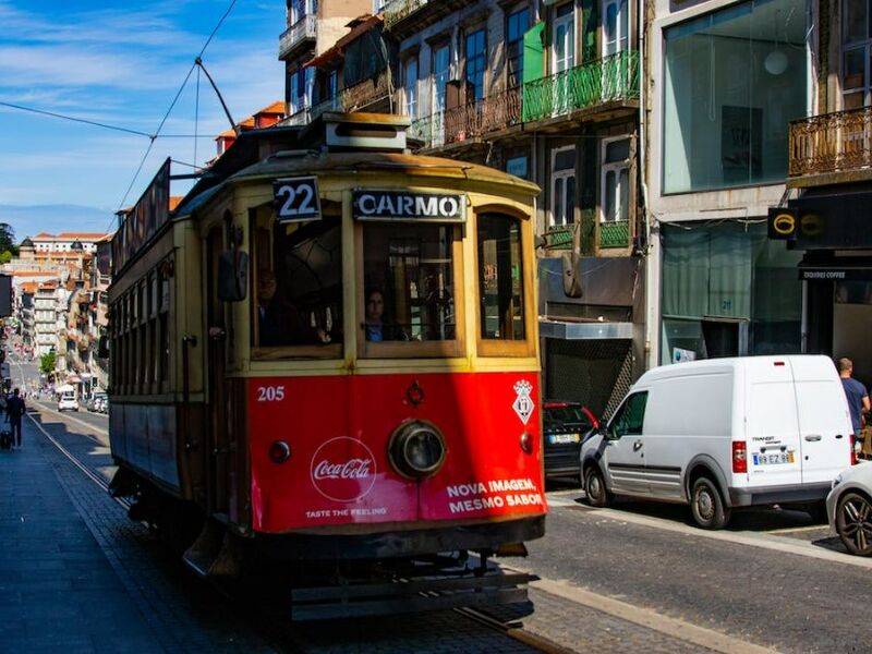 İzmir Hareketli Portekiz Turu (4 Gece Konaklama)