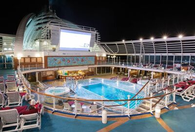 5* Deluxe Amadeus Brilliant İle Tuna Nehri Noel Pazarları Turu