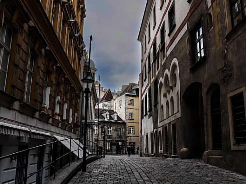 Uçaklı Orta Avrupa Masalı Turu AJet Havayolları ile 7 Gece 8 Gün