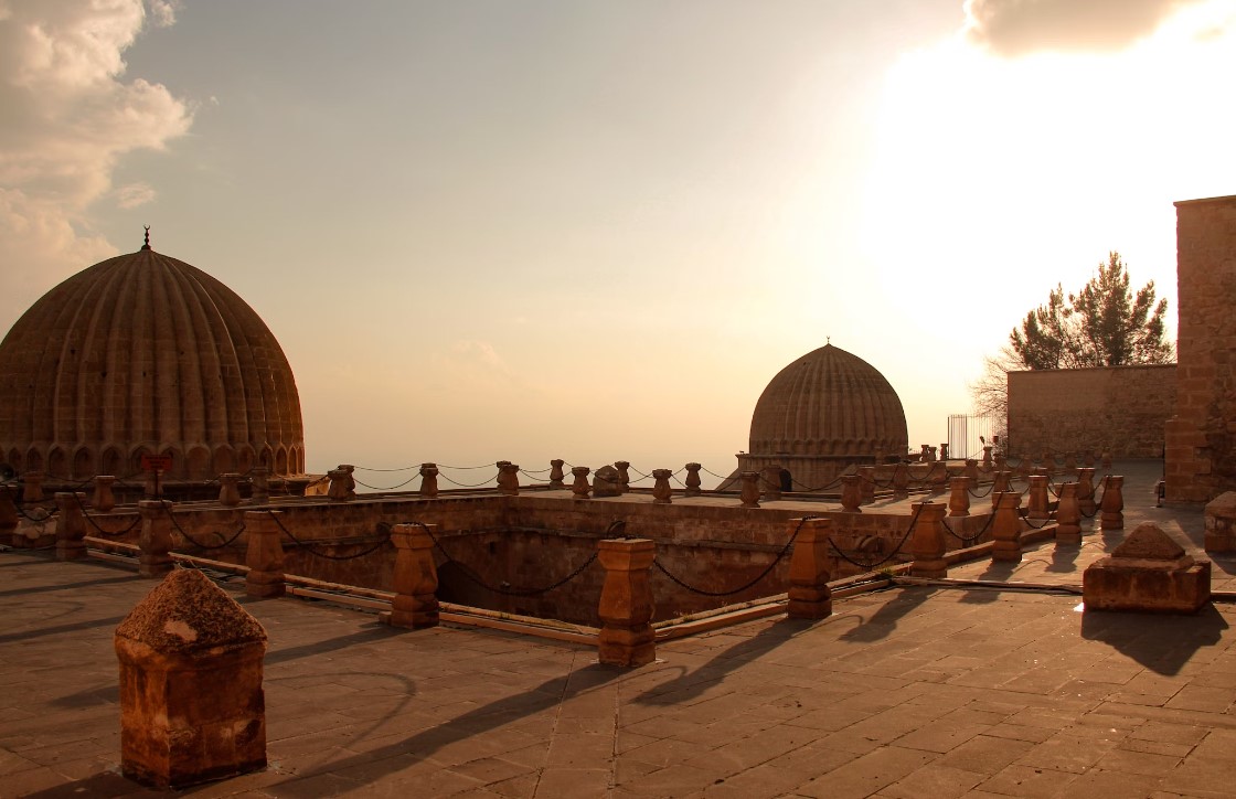 Uçaklı İzmir Çıkışlı Butik Gap Turu 2 Gece 3 Gün