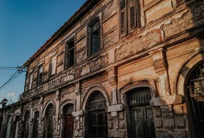 İzmir Çıkışlı Kosovalı Baştanbaşa Balkan Turu Air Albania Havayolları İle Extra Turlar ve Akşam Yemekleri Dahil