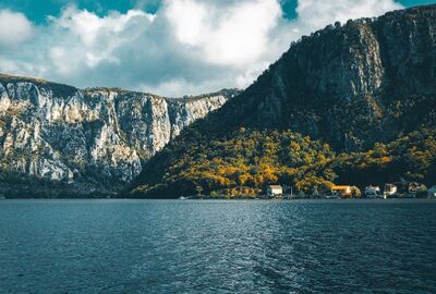 Balkan Üçgeni Turu Air Albania Havayolları ile 2 Gece 3 Gün