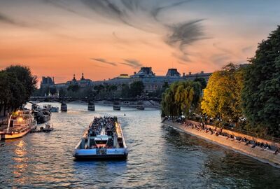 Yılbaşı Romantik Paris Turu