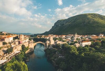 İzmir Çıkışlı Kosovalı Baştanbaşa Balkan Turu Sun Express Havayolları İle Extra Turlar ve Akşam Yemekleri Dahil TIA-TIA