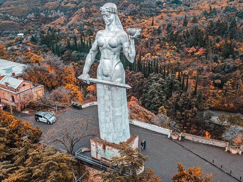 İzmir'den Yılbaşı Özel, Uçaklı Batum Turu (3 Gece Otel)