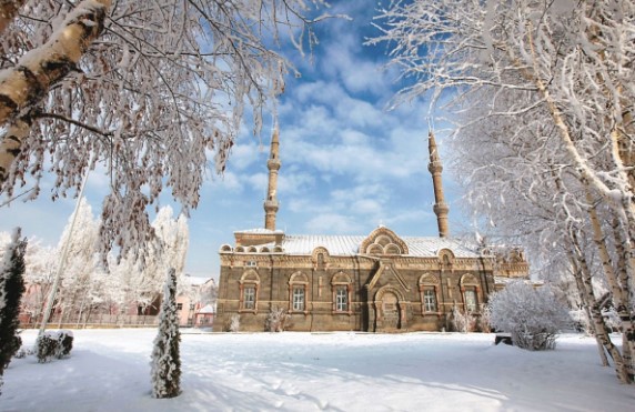 Ankara Çıkışlı Uçaklı Doğu Ekspresi Türkiye'nin Çatısı Van Kars Erzurum Turu ( Uçakla Gidiş Dönüş)