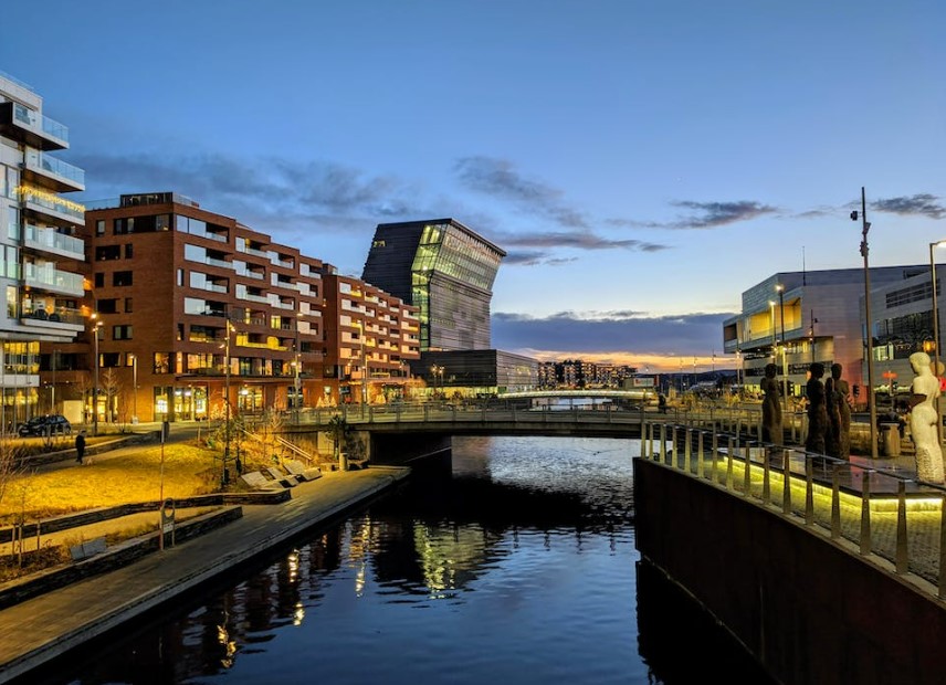 İskandinavya ve Fiyordlar Pegasus Hava Yolları ile 7 Gece 2026